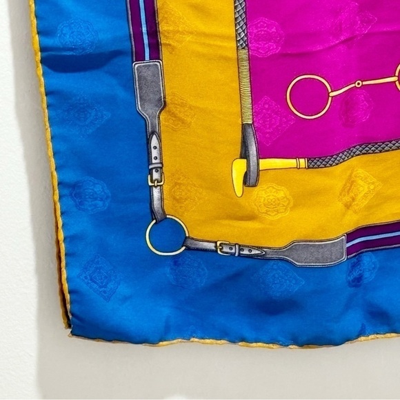 Vintage MANTERO Multicolor Silk Scarf Equestrian Horse Bits Hand Hemmed 34”X34” - Picture 7 of 7